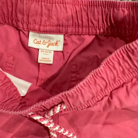 Bundle of 3 pairs of girls Cat & Jack shorts, size 6 - Picture 3 of 11